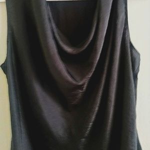 International concepts. Black sleeveless blouse.